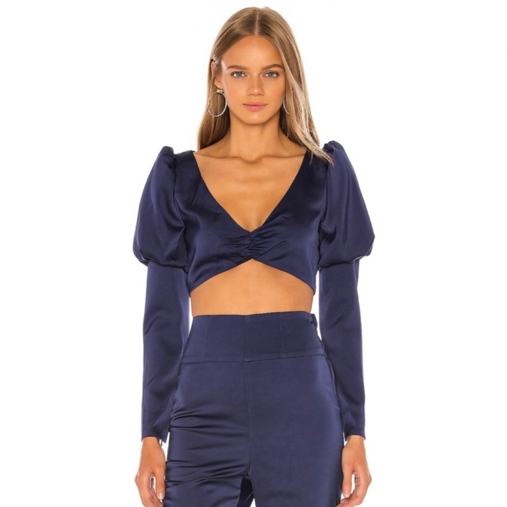 NEW NBD REVOLVE BLUE SATIN LONG SLEEVE CROP TOP